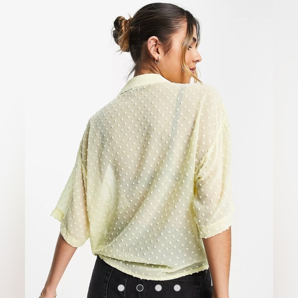 Tie front textured shirt - Picture 5 of 8